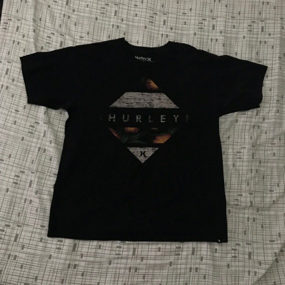 BLACK HURLEY TEE